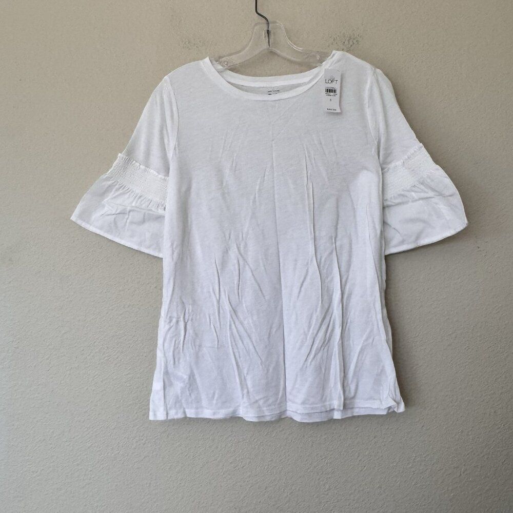 Ann Taylor LOFT Smocked Sleeve Top Size Small White Color NWT Short Sleeve - Picture 2 of 8